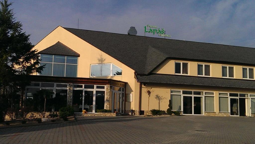 Penzion Lapáš u Hoffera Neutra Exterior foto